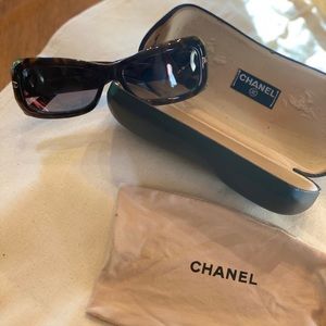 CHANEL Sunglasses